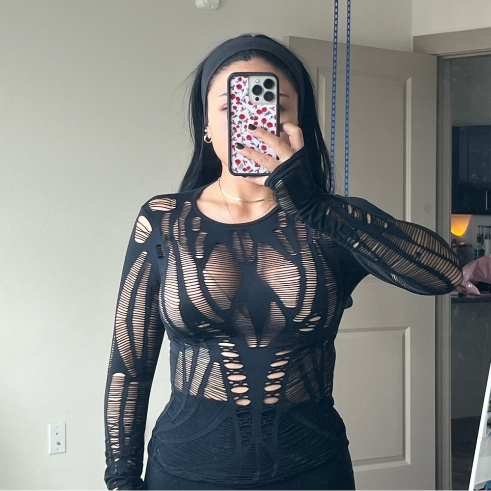 Fish net distressed cut out top